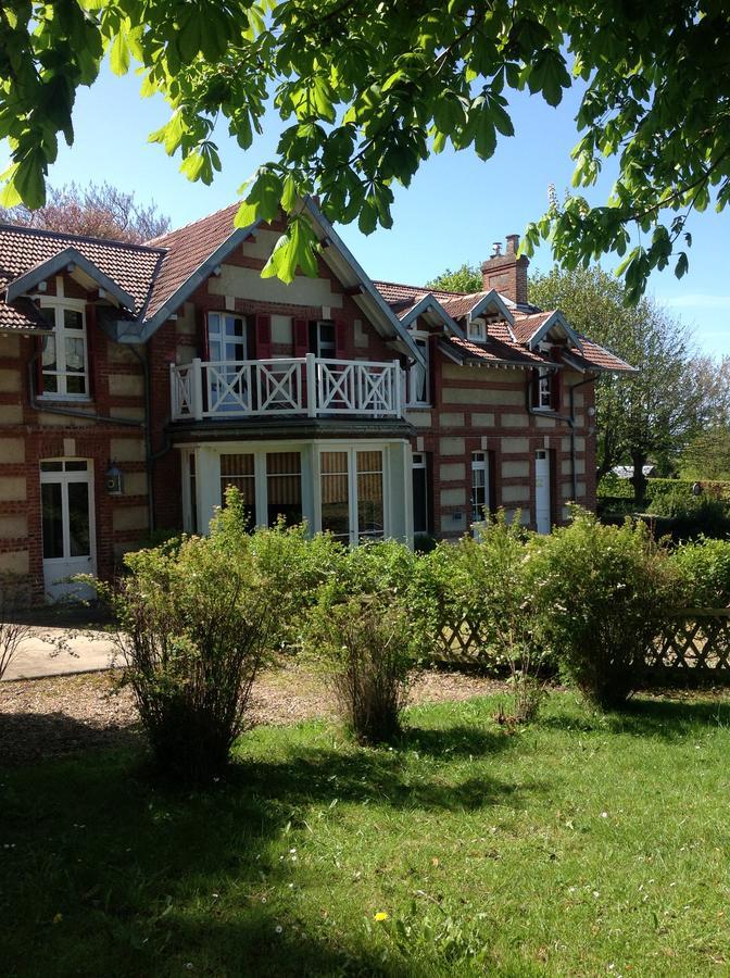 La Villa Des Rosiers Cricquebœuf 外观 照片